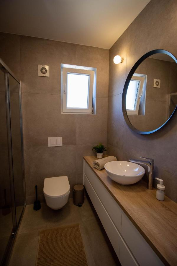 ביוגראד נה מורו Apartman Senka מראה חיצוני תמונה